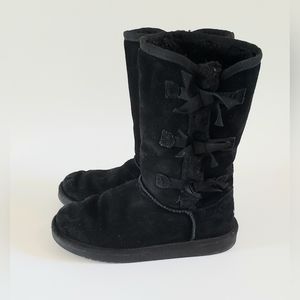 Ugg Koolaburra Victoria Tall Kid's Black Suede Triple Bow Boots Size 2